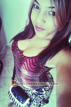 152521 - Anyelina Age: 29 - Dominican Republic