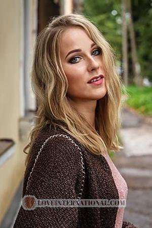 184365 - Tatiyana Age: 34 - Russia