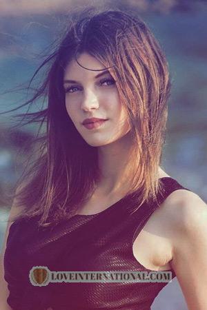 186699 - Elena Age: 25 - Ukraine