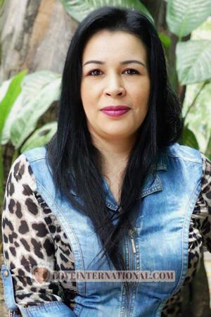 191153 - Sandra Age: 43 - Colombia