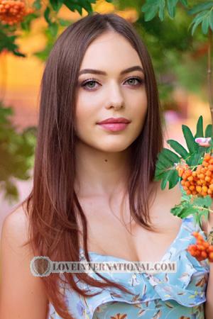 197659 - Victoria Age: 23 - Ukraine