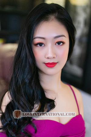 206546 - Queena Age: 23 - China