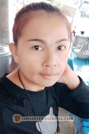 208624 - Srisuphat Age: 44 - Thailand