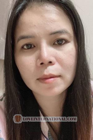 209048 - Chareerat Age: 44 - Thailand