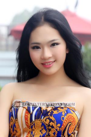 211598 - Jenny Age: 23 - China