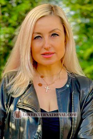 215007 - Lesya Age: 42 - Ukraine