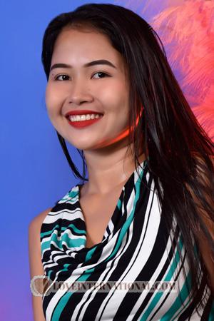 215474 - Alifa Age: 23 - Philippines