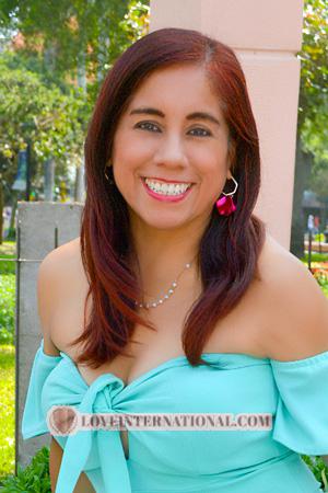 223219 - Elsa Age: 51 - Peru